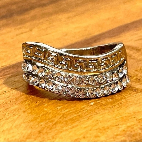 Silver Multi Line Wave Rhinestone & Ancient Egyptian Hieroglyph Ring - Picture 4 of 7